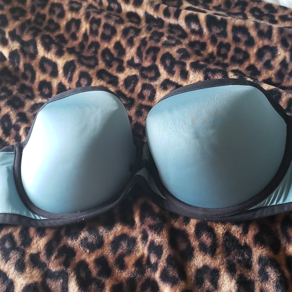 COPY - Torrid strap or strapless bra